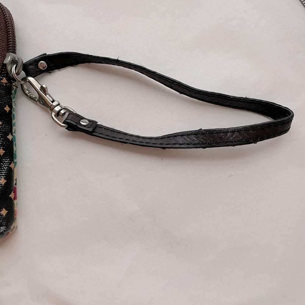Fossil Key-Per wristlet wallet colorful oilcloth & detachable strap - Picture 7 of 11